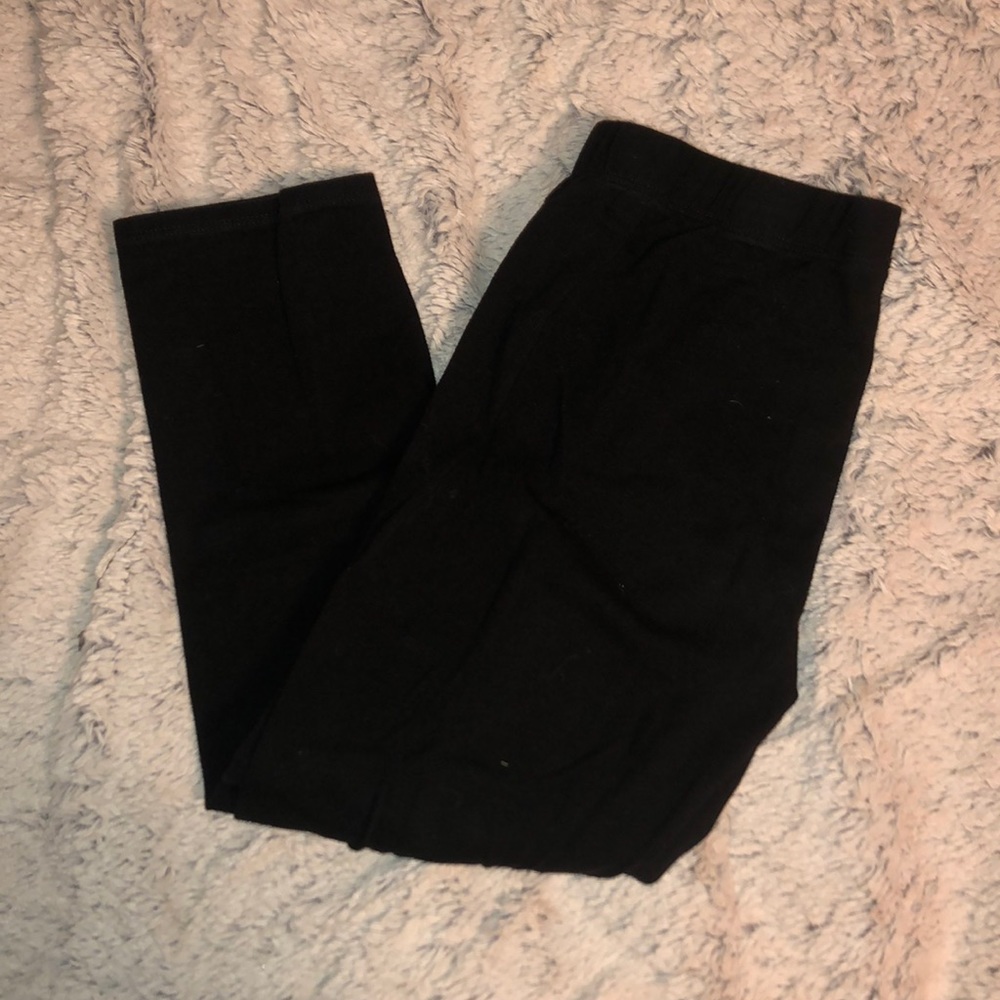 Capri Black Leggings